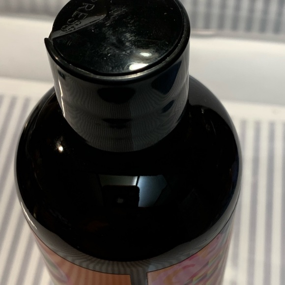 Amika Keep Your Color Shampoo 12oz New - Picture 4 of 4